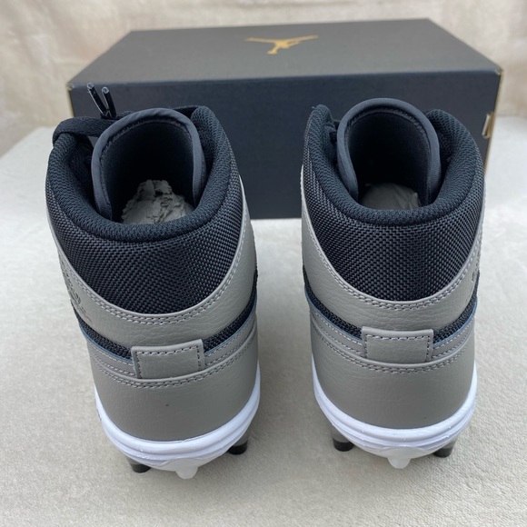 Nike Air Jordan 1 Retro Mid Shadow Grey Football - Picture 4 of 7